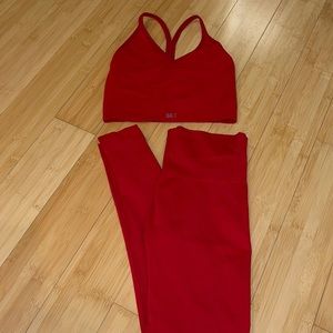 Set active set ! Super cute size small both top and bottom